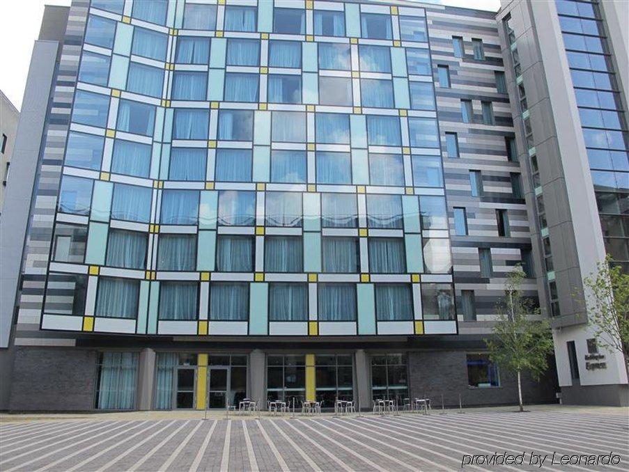Express Centre Arena By Ihg Manchester